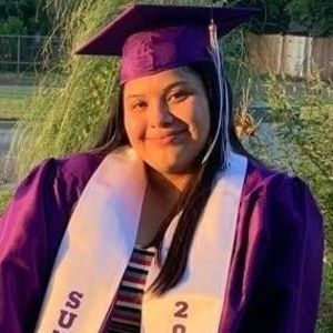 Meet your Posher, Iris